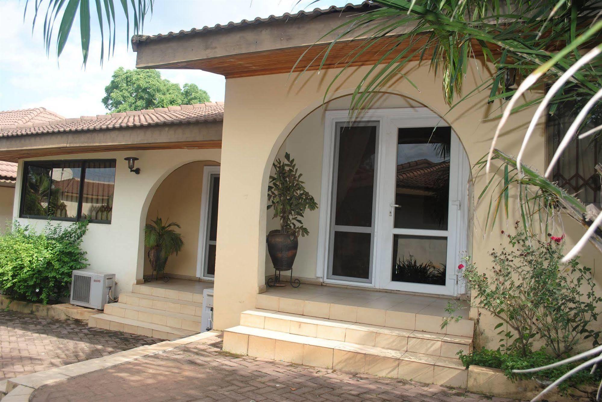 Hotel Georgia Accra Exterior photo